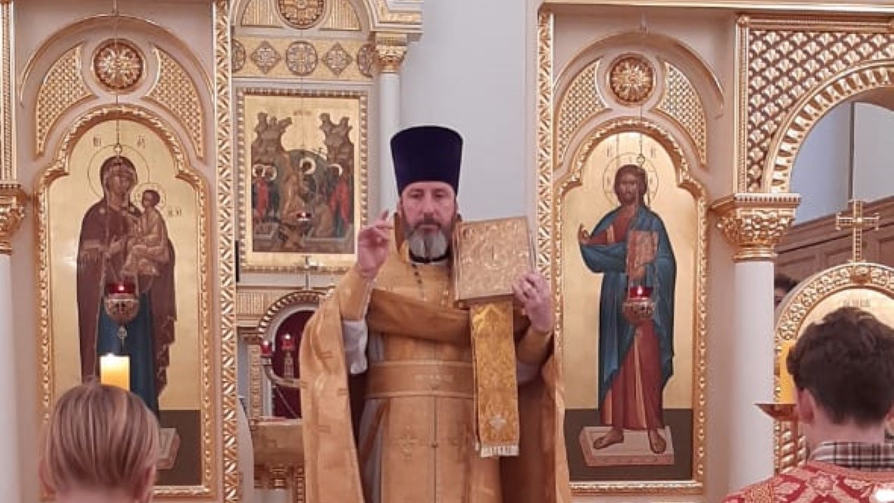 Настоятель храма отец Кирилл Краснощёков Саратов СГУ