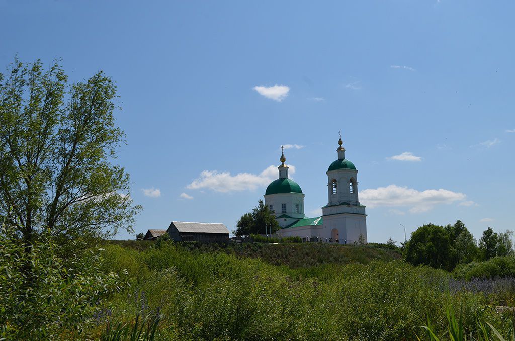 храм села Михайловки Саратовского района